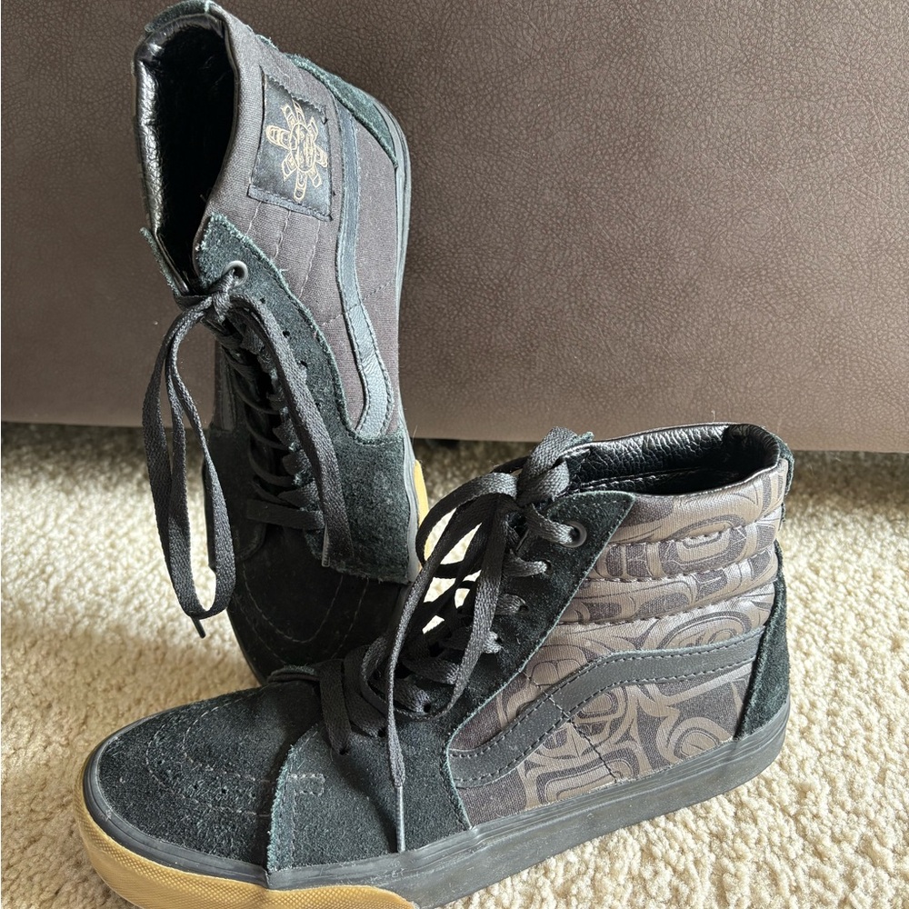 Vans Sk8-Hi James Johnson Black Sneakers ‘Raven Skull’ M-7.5 W-9 Limited Edition